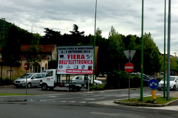 camion a vela per pubblicita