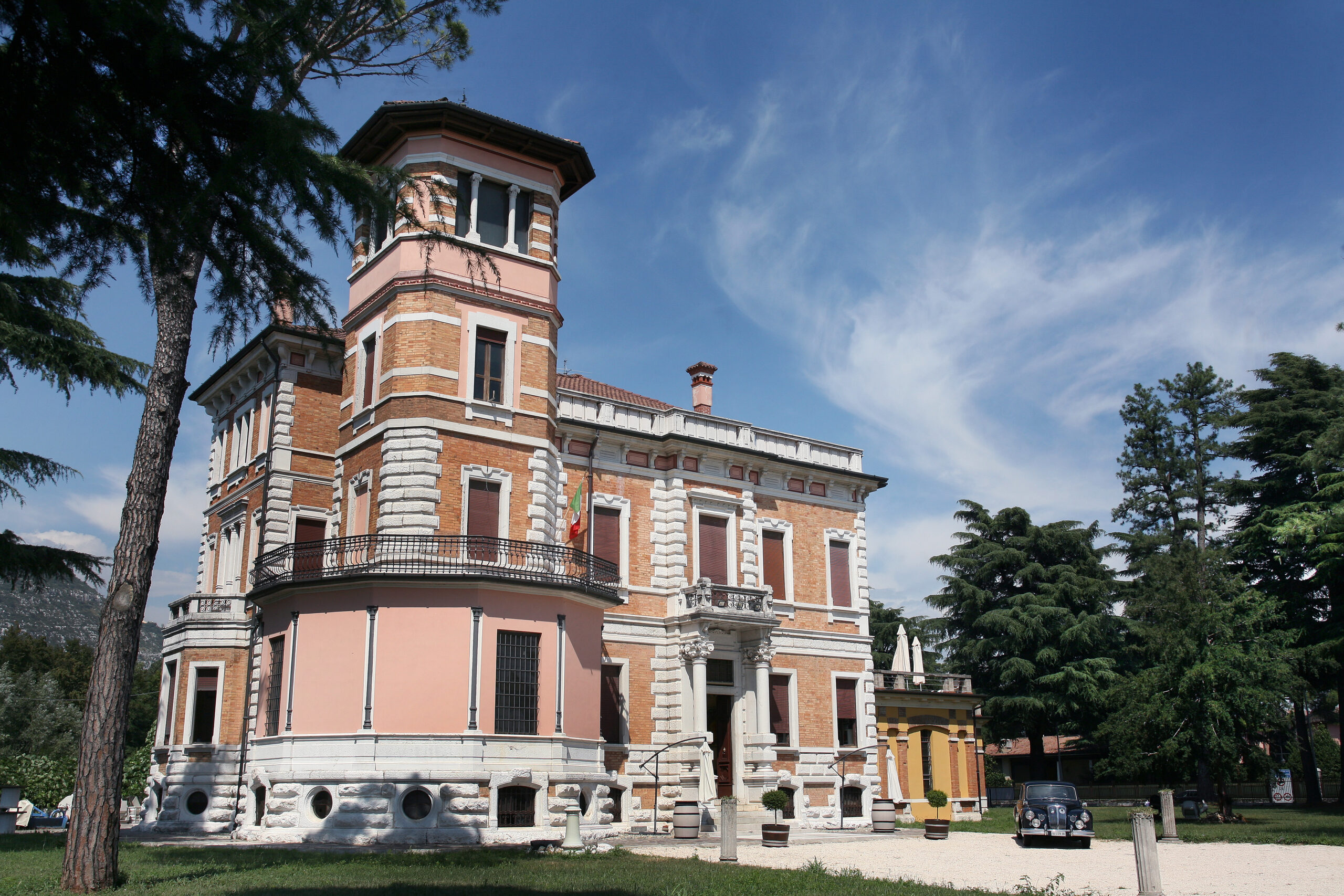 Locandina Visita a Villa Torreggiani